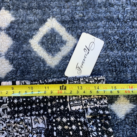 NWT F21 Harem Pants - Picture 2 of 5